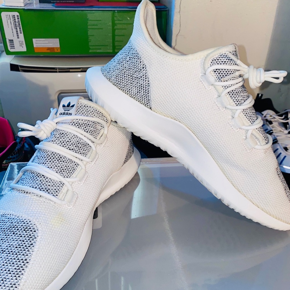 Adidas Tubular Shadow ⚪️🔘